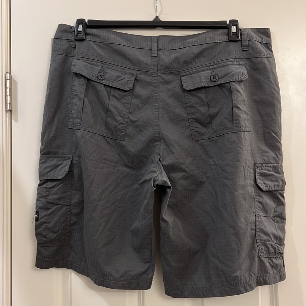 Matix men’s cargo shorts - Picture 3 of 5